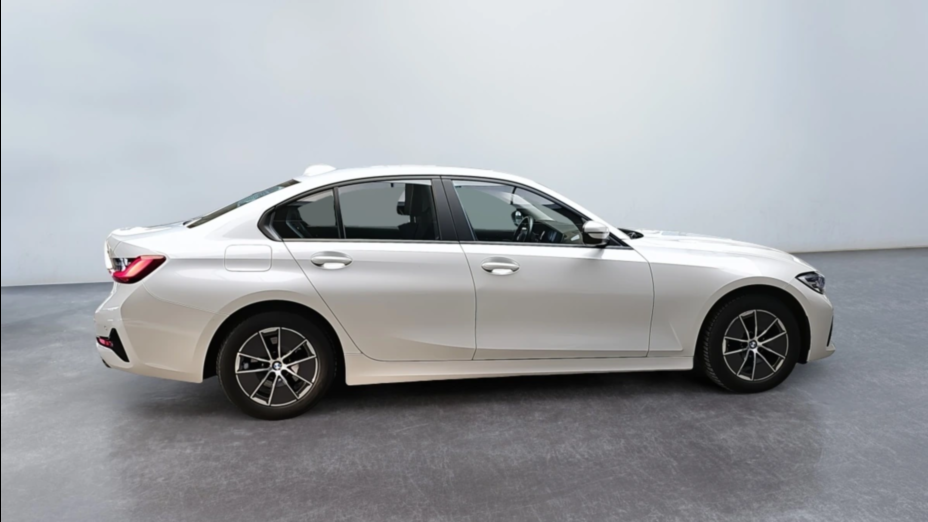 BMW Seria 3 318d Advantage