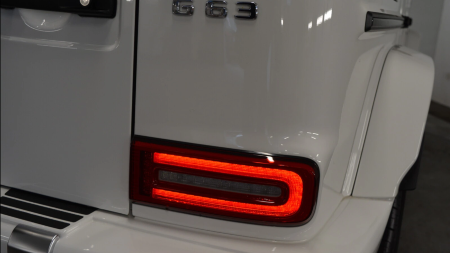 MERCEDES-BENZ Klasa G AMG G 63 4x4