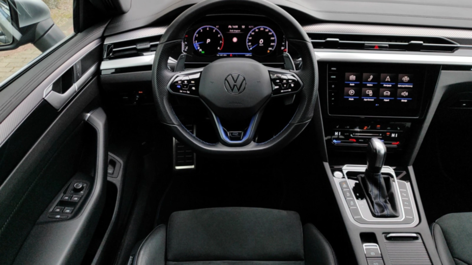 VOLKSWAGEN Arteon Arteon 2.0 TSI 4Motion R DSG