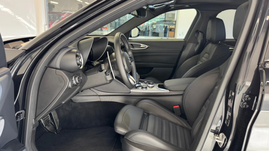 ALFA ROMEO Giulia Giulia 2.0 Turbo Veloce Q4 aut