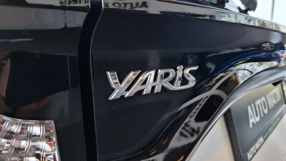 TOYOTA Yaris Yaris 1.5 Comfort
