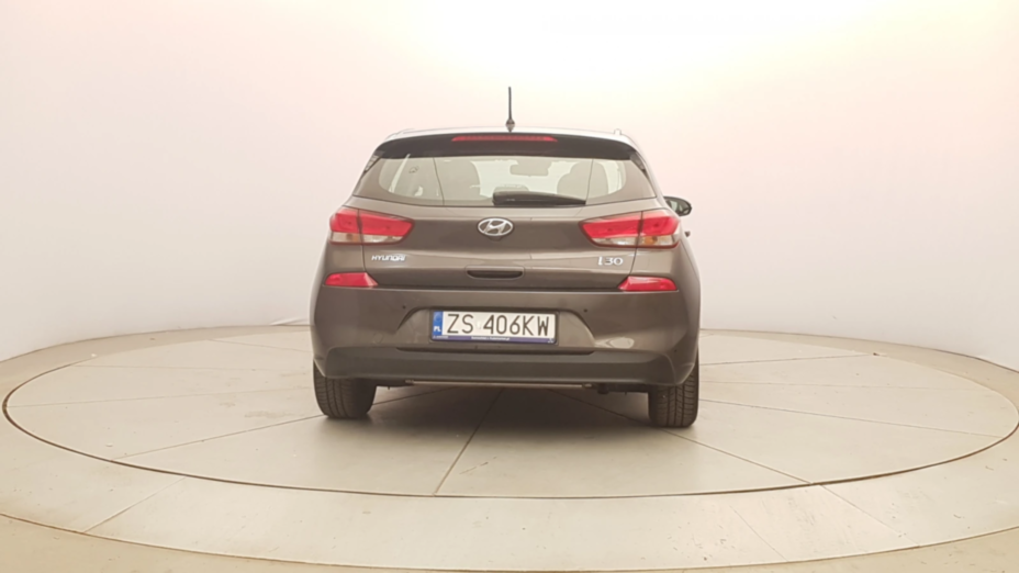 HYUNDAI i30 i30 1.4 Classic +