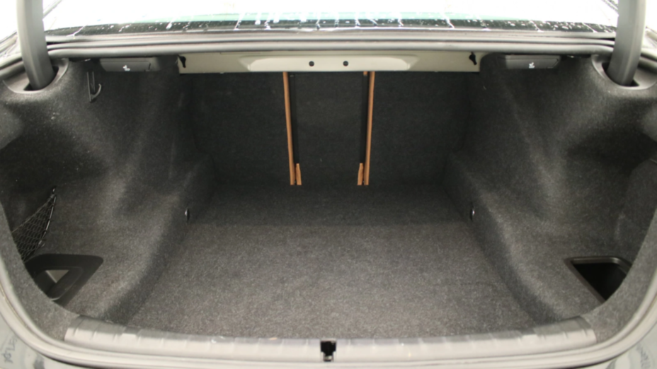 BMW Seria 5 520i mHEV aut