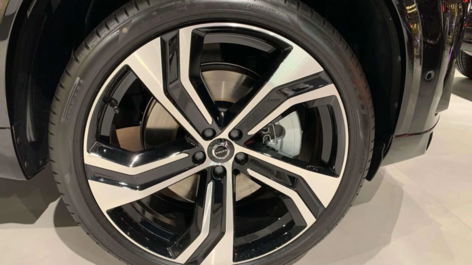 VOLVO XC90 XC90 T8 AWD Plug-In Hybrid Ultra Dark 7os aut Nowy