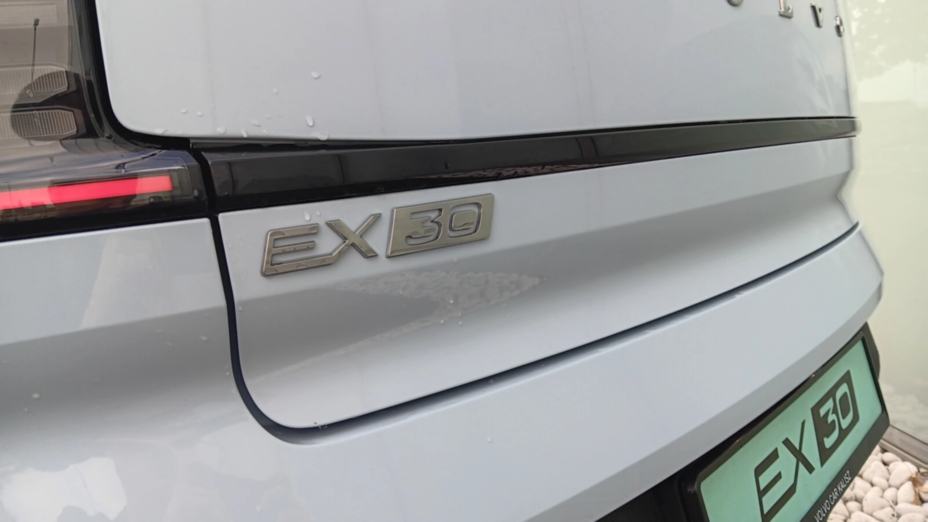 VOLVO EX30 EX30 69kWh Single Motor Long Range Ultra Nowy