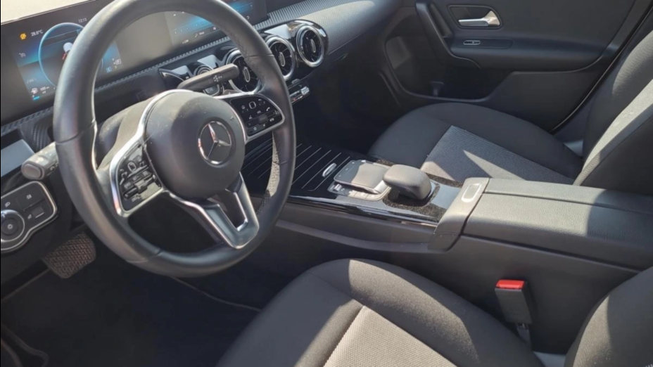 MERCEDES-BENZ CLA CLA 200