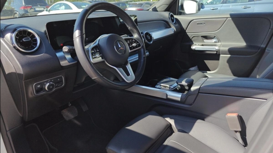 MERCEDES-BENZ GLB GLB 200 Progressive 7G-DCT