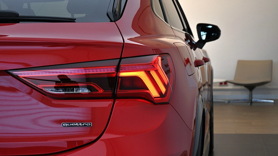 AUDI Q3 Q3 40 TDI Quattro S-Line S tronic