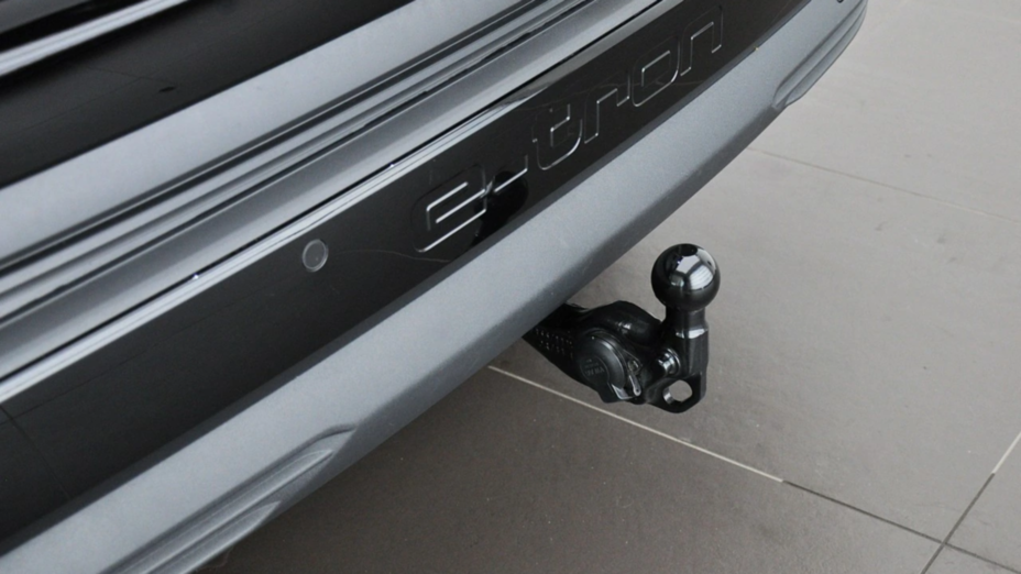 AUDI Q4 Q4 e-tron 40 77kWh Advanced