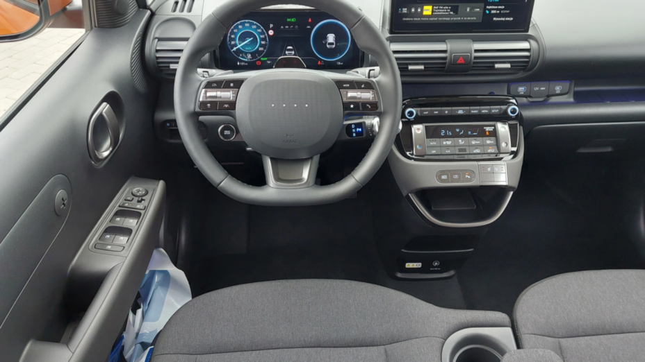 HYUNDAI Inster Inster 49kWh Smart Nowy