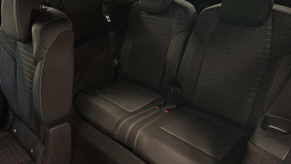 PEUGEOT 5008 5008 1.2 PureTech mHEV Allure S&S e-DCS6 Nowy