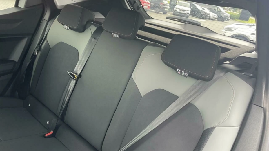 DACIA Duster Duster 1.6 Full Hybrid 140 Extreme MMT Nowy