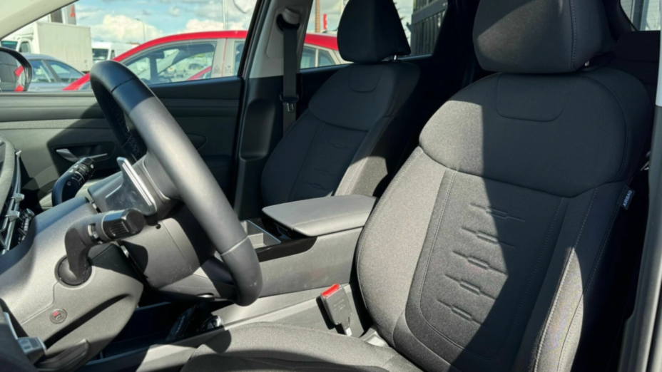 HYUNDAI Tucson Tucson 1.6 T-GDi HEV Smart 2WD aut