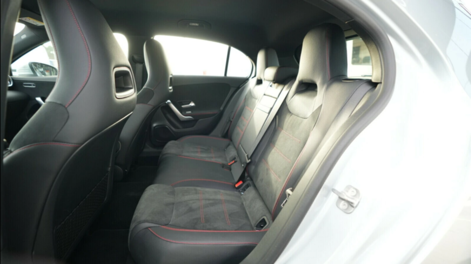 MERCEDES-BENZ A Klasa A 200 7G-DCT