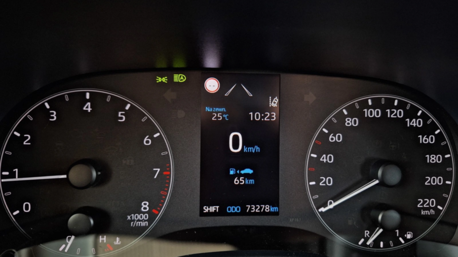 TOYOTA Yaris Yaris 1.5 Comfort
