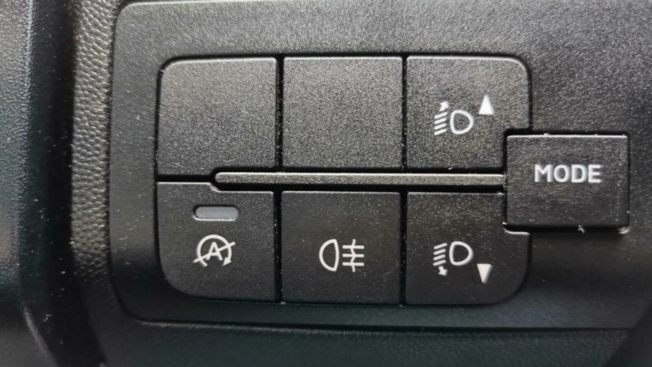 PEUGEOT Boxer Boxer 335 BlueHDi L3H2