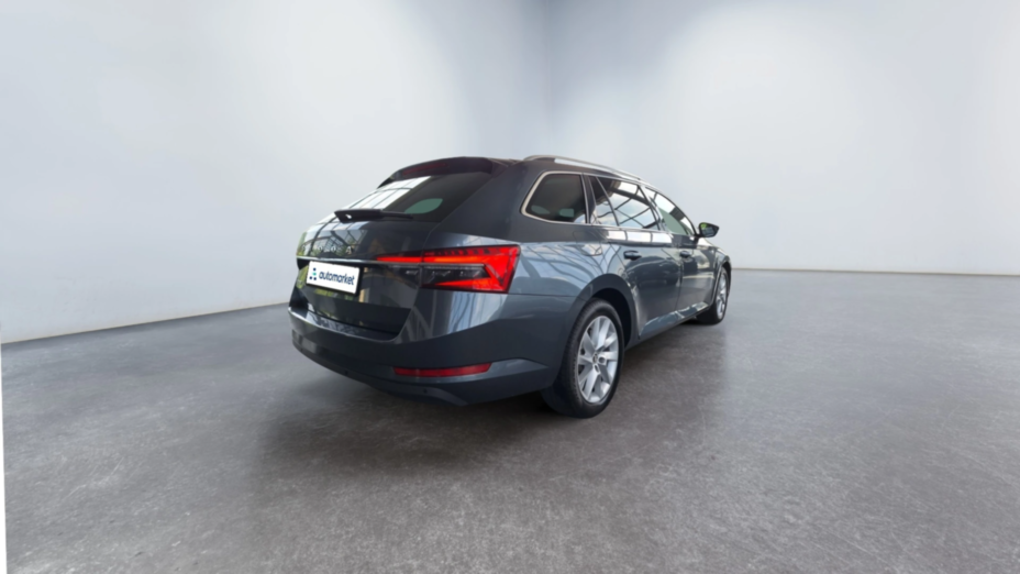 SKODA Superb Superb 2.0 TDI SCR Style DSG