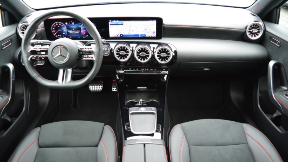 MERCEDES-BENZ A Klasa A 200 7G-DCT