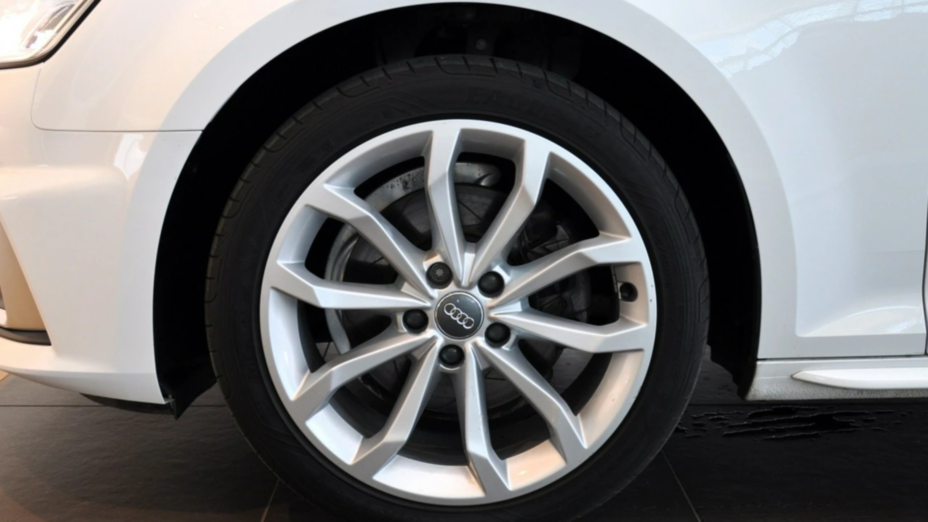 AUDI A4 A4 35 TFSI S tronic