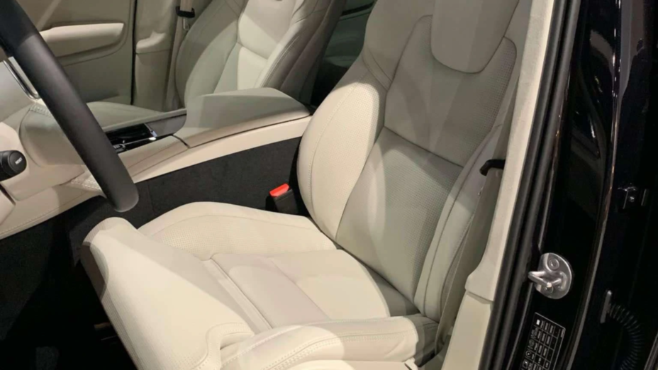 VOLVO XC90 XC90 T8 AWD Plug-In Hybrid Ultra Dark 7os aut Nowy