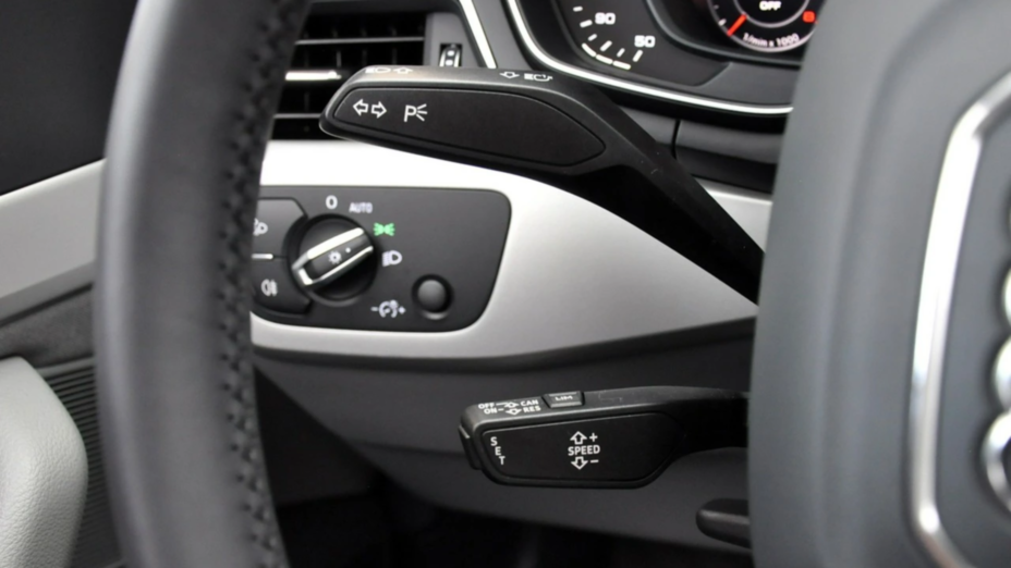 AUDI A4 A4 35 TFSI S tronic