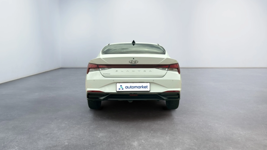 HYUNDAI Elantra Elantra 1.6 Smart CVT