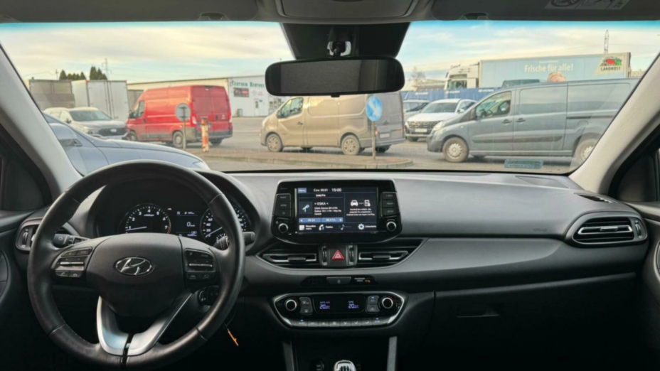 HYUNDAI i30 i30 1.0 T-GDI Smart
