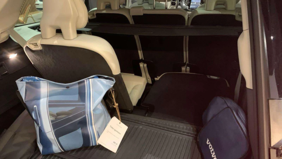 VOLVO XC90 XC90 T8 AWD Plug-In Hybrid Ultra Dark 7os aut Nowy