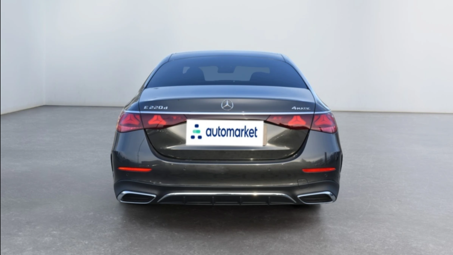MERCEDES-BENZ E Klasa E 220 d mHEV 4-Matic AMG 9G-Tronic