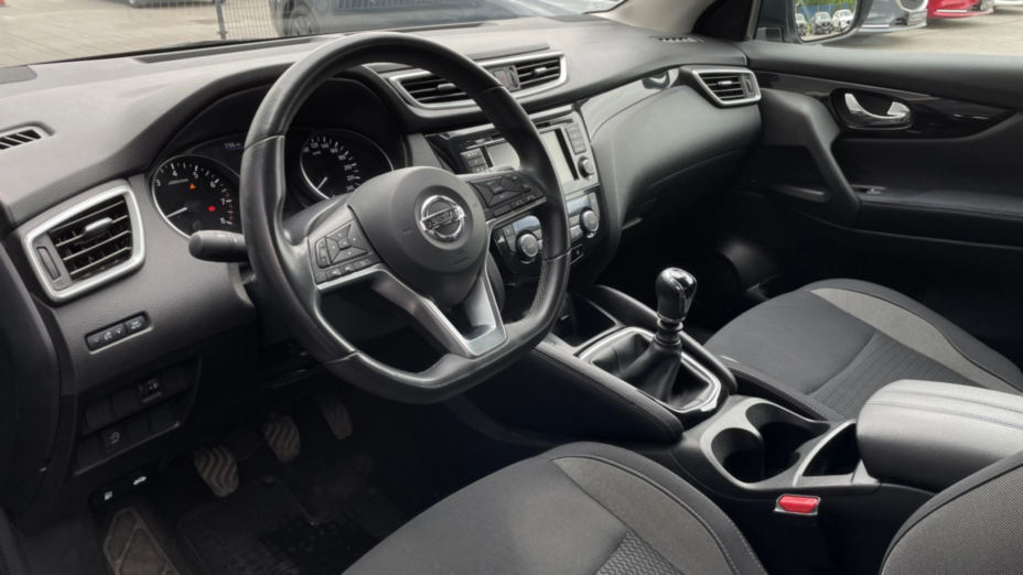 NISSAN Qashqai Qashqai 1.3 DIG-T Acenta