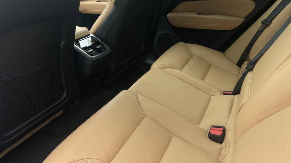 VOLVO XC60 XC60 B4 D AWD Ultimate Dark aut