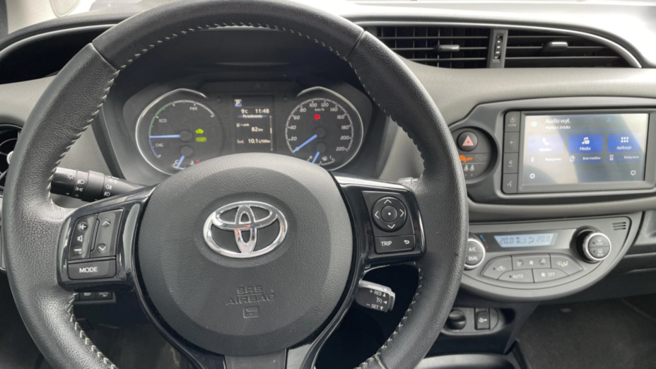 TOYOTA Yaris Yaris Hybrid 100 Premium