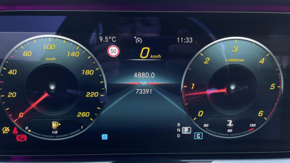 MERCEDES-BENZ E Klasa E 220 d 4-Matic AMG