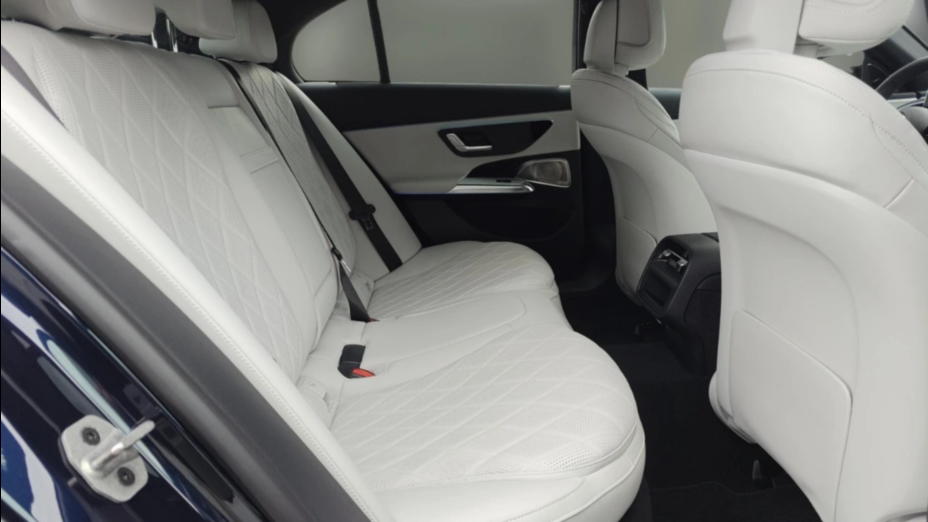 MERCEDES-BENZ E Klasa E 450 4-Matic AMG/Avantgarde Nowy