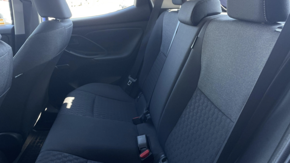 TOYOTA Yaris Yaris 1.5 Comfort
