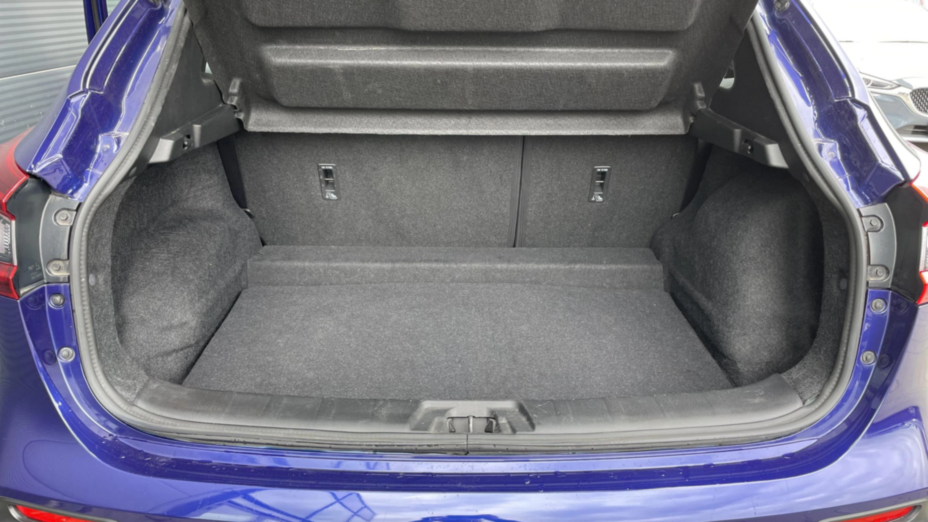 NISSAN Qashqai Qashqai 1.3 DIG-T Acenta