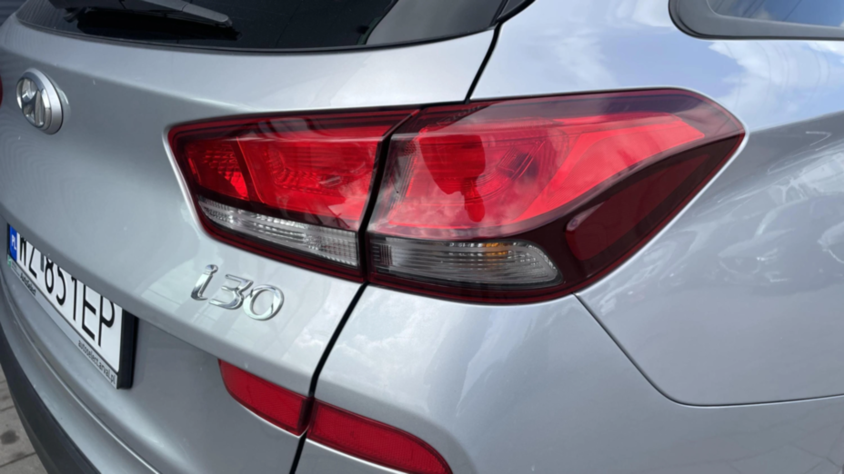 HYUNDAI i30 i30 1.5 DPI Classic +