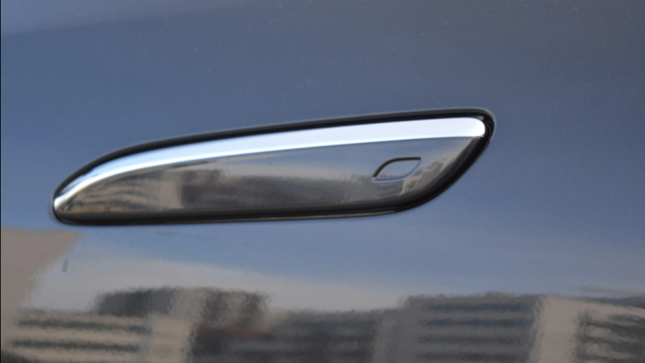 MERCEDES-BENZ E Klasa E 220 d mHEV 4-Matic AMG 9G-Tronic