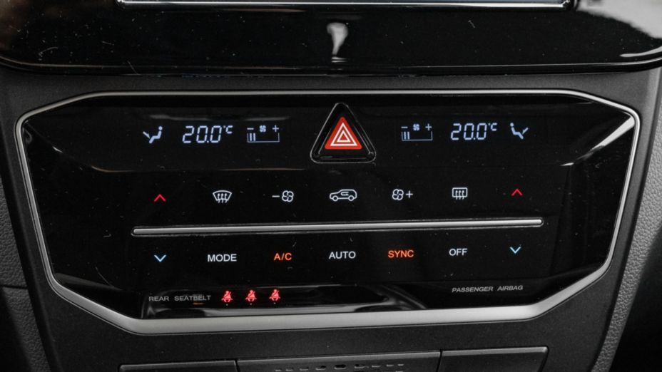 SSANGYONG Tivoli Tivoli 1.5 T-GDI Adventure aut