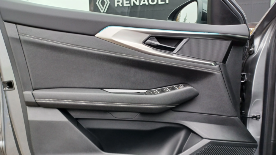 RENAULT Austral Austral 1.3 TCe mHEV Iconic aut Nowy