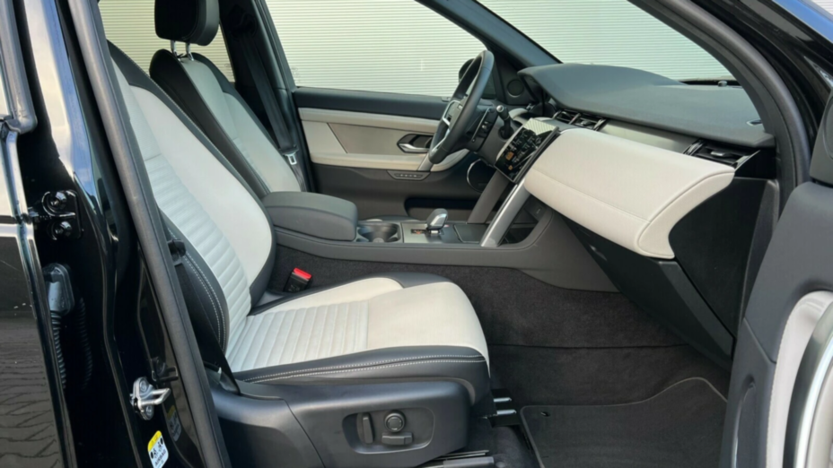 LAND ROVER Discovery Sport Discovery Sport 2.0 P200 mHEV Dynamic SE aut