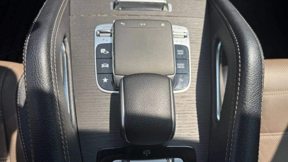 MERCEDES-BENZ GL GLS 400 d 4-Matic