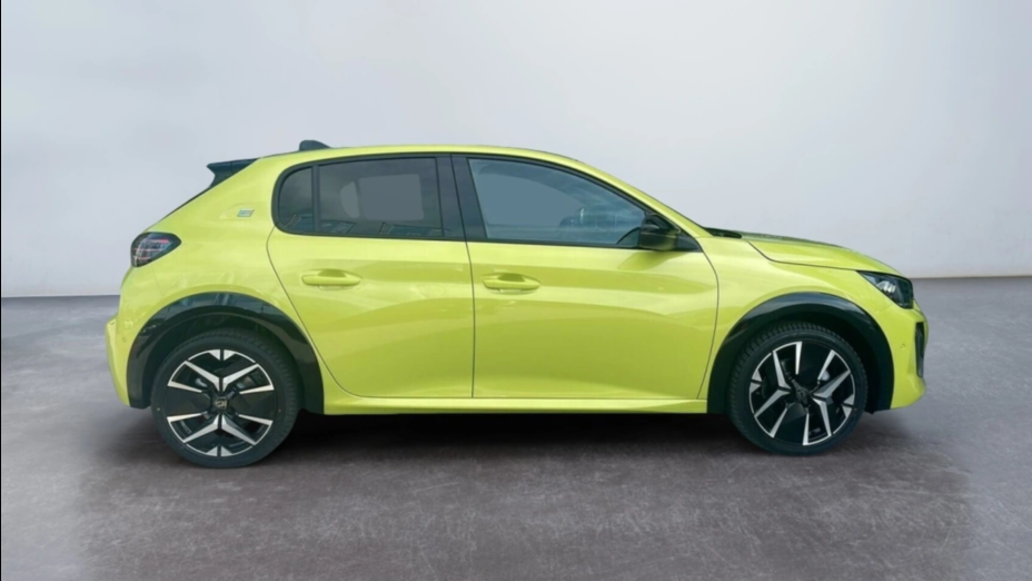 PEUGEOT 208 e-208 51kWh GT Nowy