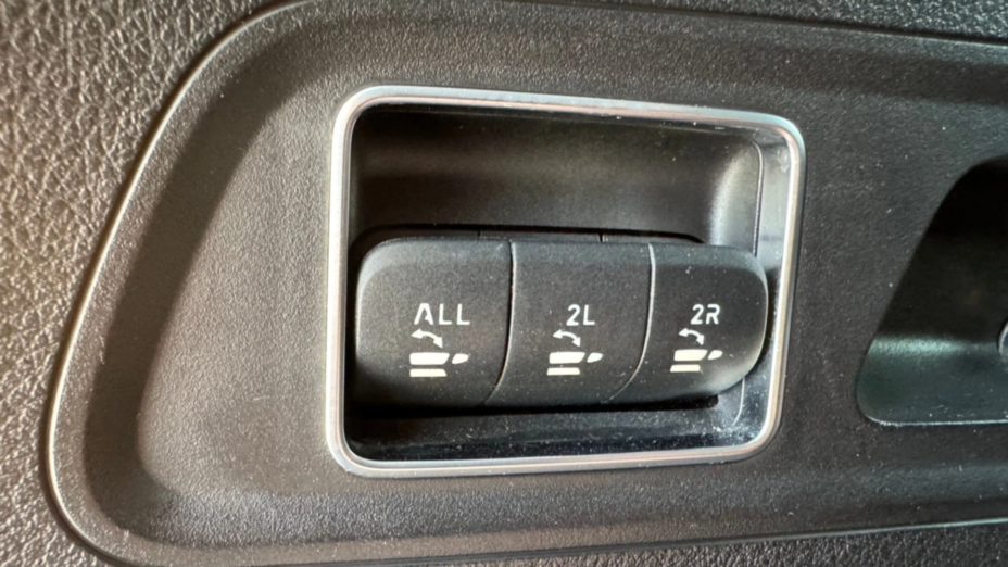 MERCEDES-BENZ GL GLS 400 d 4-Matic