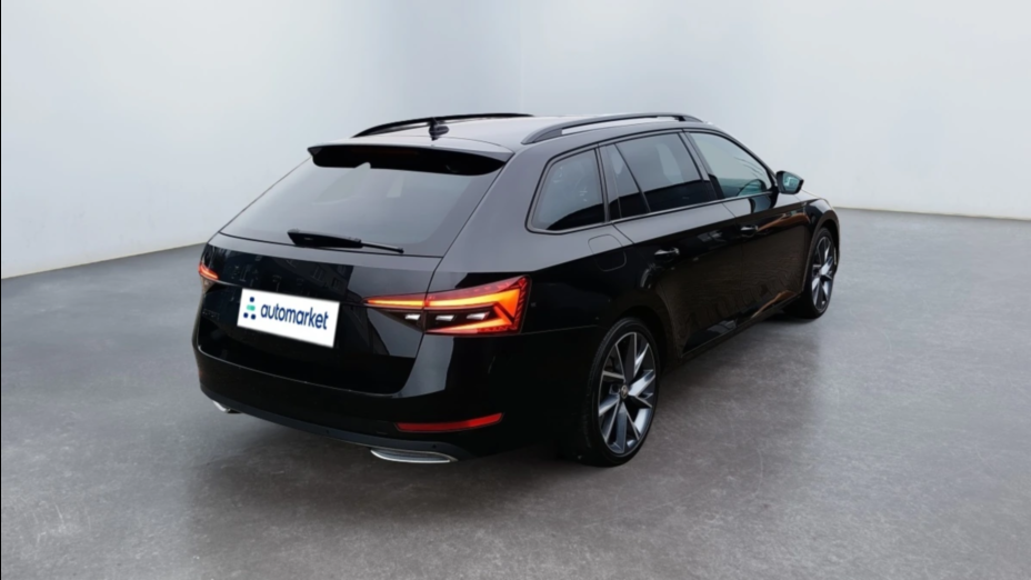 SKODA Superb Superb 2.0 TDI SCR Sportline DSG