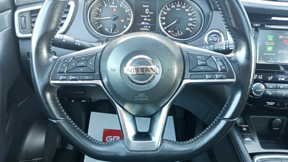 NISSAN Qashqai Qashqai 1.3 DIG-T N-Connecta