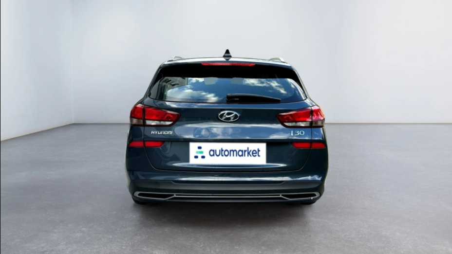 HYUNDAI i30 i30 1.5 DPI Classic +