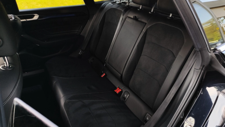VOLKSWAGEN Arteon Arteon 2.0 TSI R-Line DSG