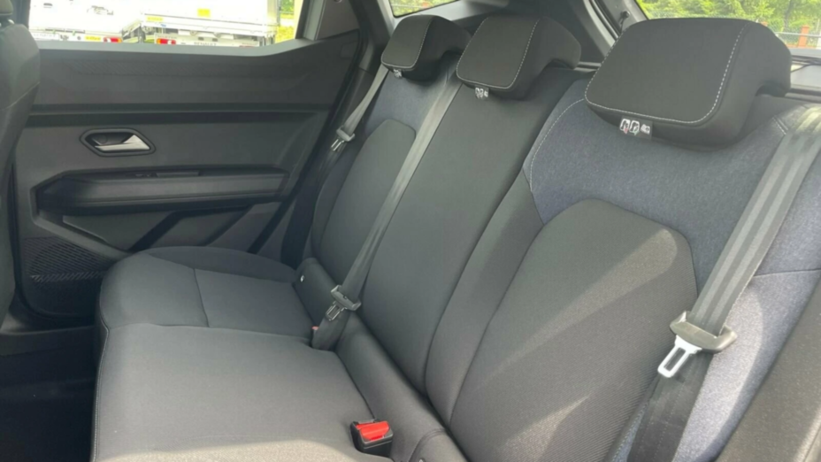DACIA Duster Duster 1.6 Full Hybrid 140 Journey+ MMT Nowy