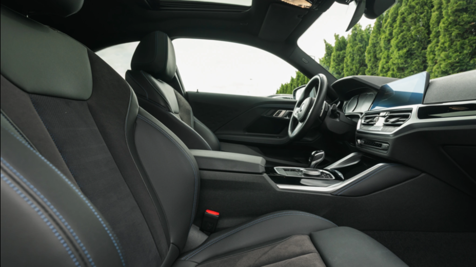 BMW Seria 2 220d mHEV M Sport sport-aut